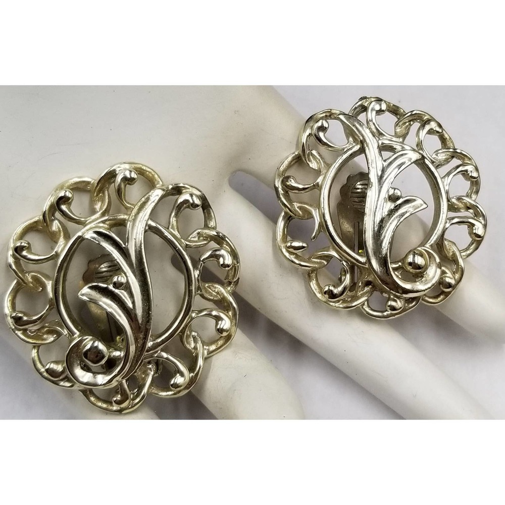 Vintage Sarah COVENTRY Fancy Free Clip Earrings 1960 E514